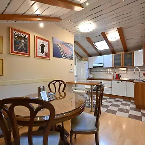 Eva Apartment